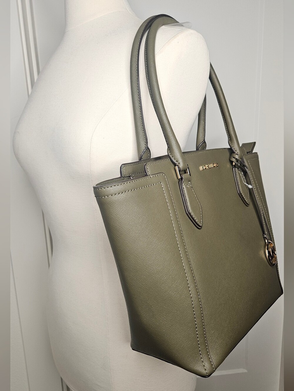 Michael Kors Selma Large Saffiano Leather Tote Olive Green Shoulder Bag | NEW